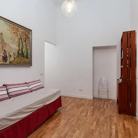 Spanish Steps 3 Bedroom Prestigious House Apartmán *